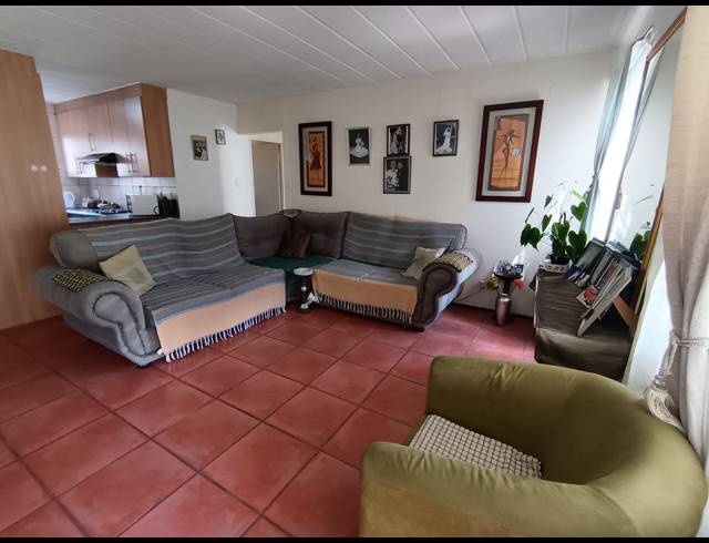 2 BEDROOM APARTMENT FOR SALE IN MEYERSDAL